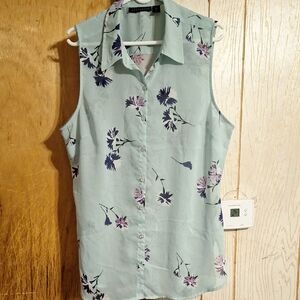 Attention Floral Sleeveless Blouse - Light Blue